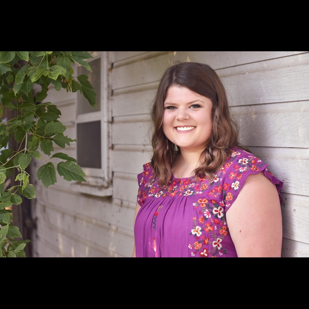 Meet your Posher, Lydia